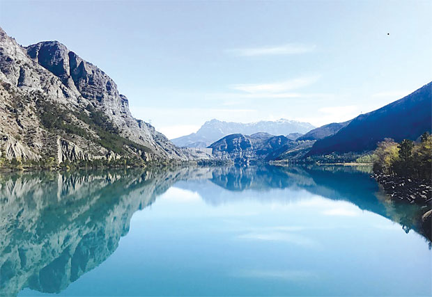 На месту пада „Џерман вингса”: Пакао у рајском пределу